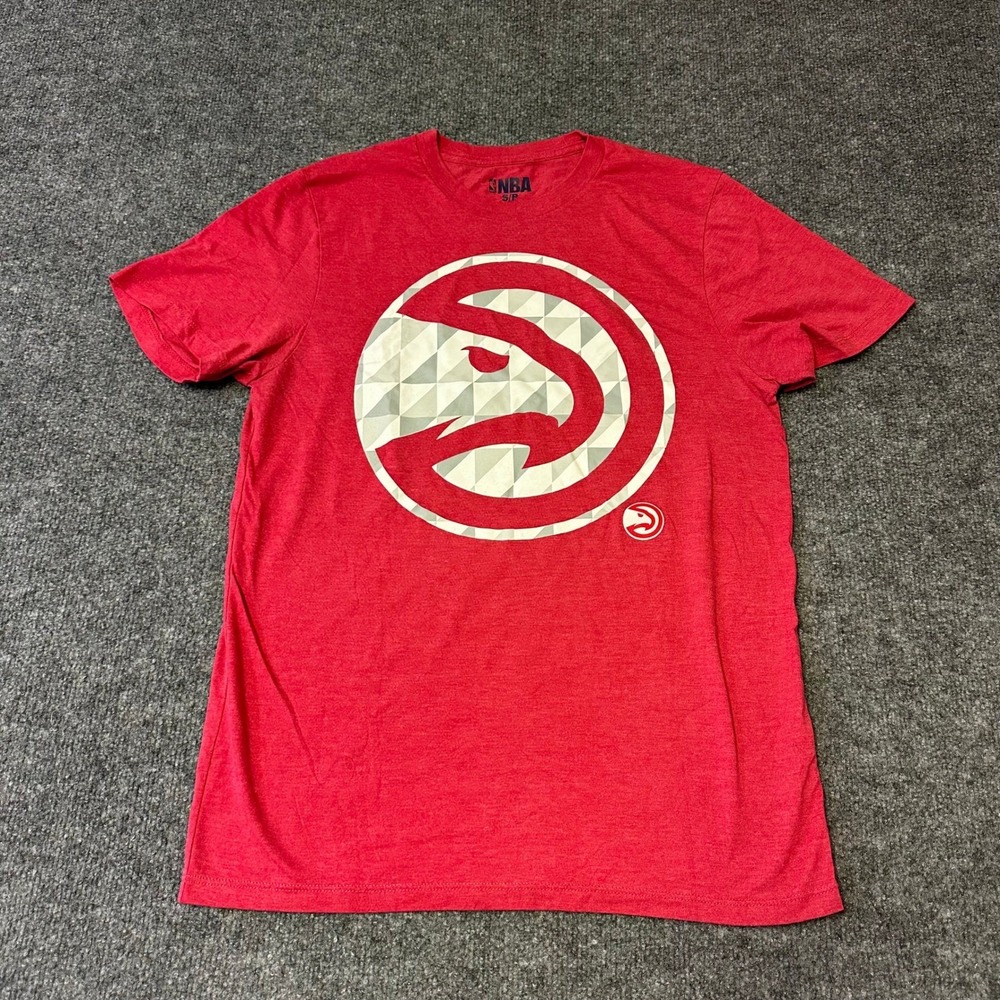 NBA T-Shirt Womens Size Small Red Atlanta Hawks Graphic Logo Short Sleeve Tee